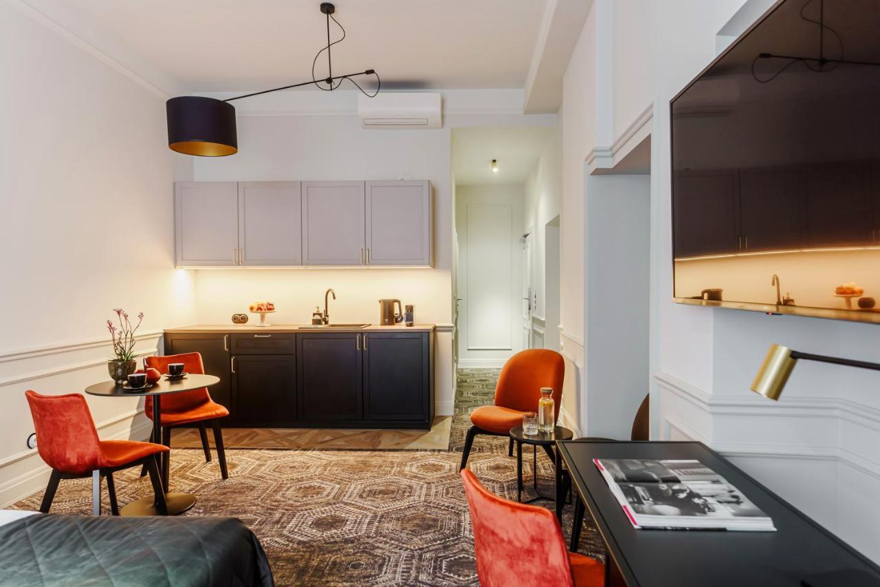 N33 Premium Old Town - Destigo Apartment *