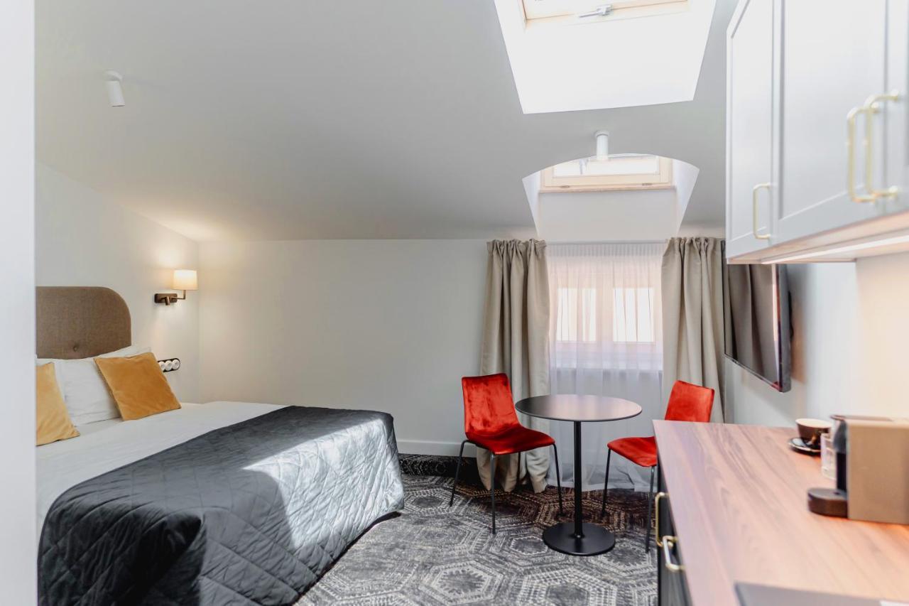 N33 Premium Old Town - Destigo *